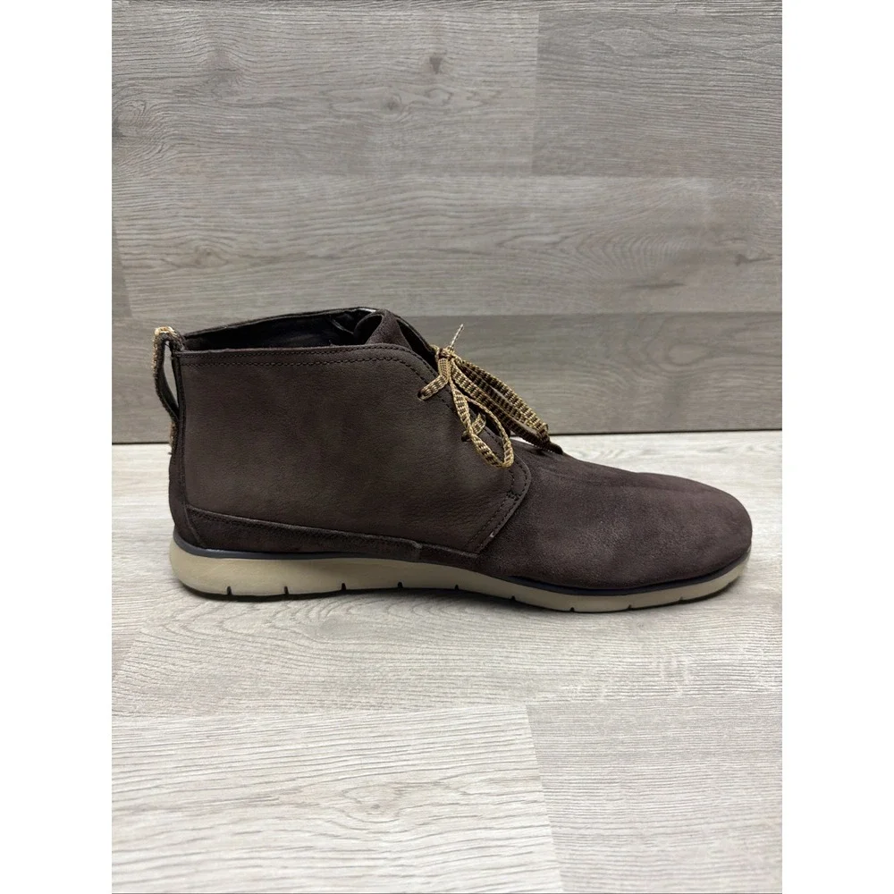 UGG Freamon Waterproof Chukka Boot Brown Suede (US Men's Size 15 EU 49.5) NICE